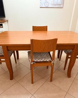 Tavolo da pranzo allungabile in legno