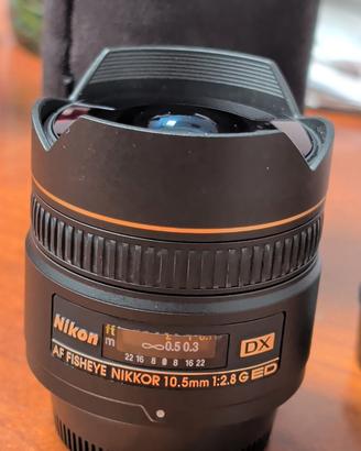 Nikon AF DX Fisheye 10.5mm f/2.8G ED
