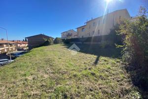 TER. RESIDENZIALE A BAGNOREGIO