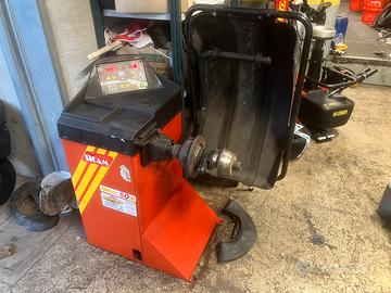 Smontagomme + equilibratrice