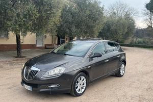 LANCIA DELTA 2011 EURO 5 2.0MJT 200.000KM FULL LED