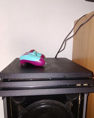PlayStation 4 Pro e joystick 
