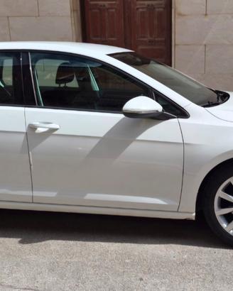 VOLKSWAGEN GOLF 16 TDI 110 CV Executive  BlueMotio
