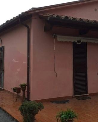 Casa indipendente a San Giuliano Terme