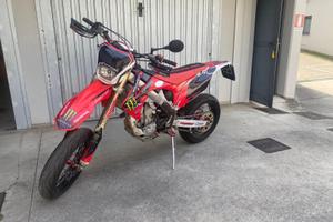 Honda hm 250