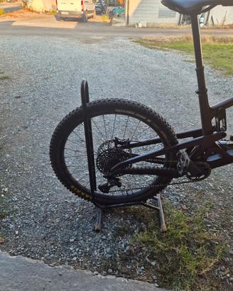 Santa Cruz Bronson 5