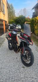 Benelli trk 702x