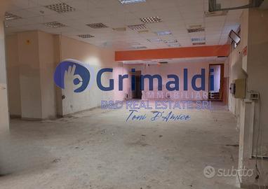 Locale Commerciale zona Corso Umberto [LocM/5]