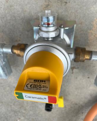 Regolatore duo control bombole gas