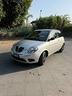lancia-ypsilon-1-2-oro-bianco