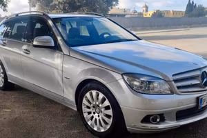 Mercedes-Benz C200 elegance 143Cv