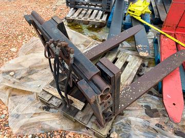 A256 -FORCHE PER MULETTO CON ALLARGATORI