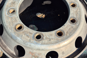 Cerchio in lega Alcoa per gomma 315 r22,5 camion