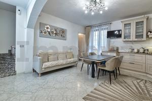 Porzione di testa senza spese condominiali