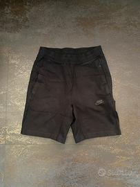 Pantaloncino Nike Tech Fleece