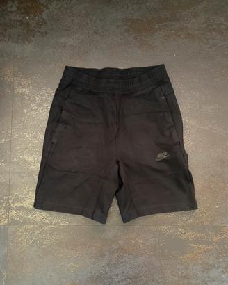 Pantaloncino Nike Tech Fleece