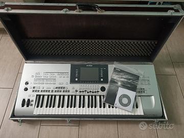 Yamaha Tyros 3