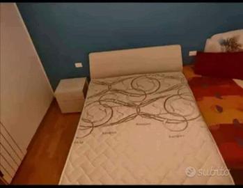 Letto matrimoniale 