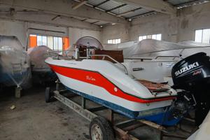 Natante marca Nick Petter modello 605