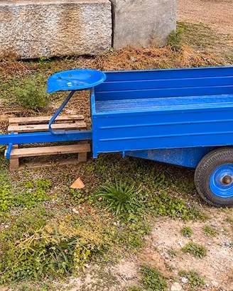 Carrello rimorchio per motocoltivatore con sedile