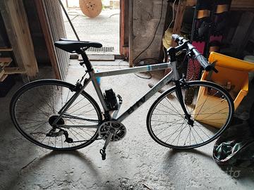 bicicletta da strada 
