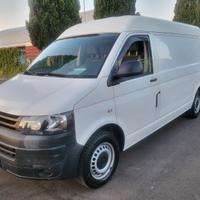 Furgone VolksWagen Transporter 2.0 TDI 140cv Passo