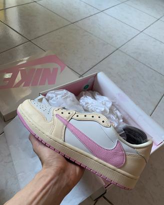 Air Jordan 1 Low x Travis Scott Shy Pink