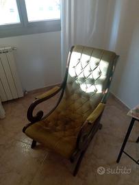 Poltrona legno pesante e tessuto