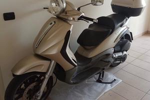 Piaggio Beverly 500
