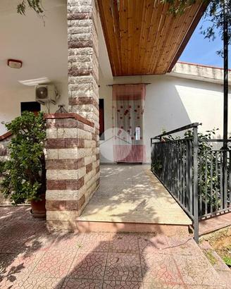 VILLA SINGOLA A CARINI