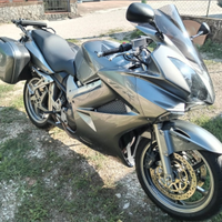 Honda vfr in ordine