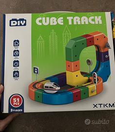 Set Treno Elettrico Clickrail con Pista Flessibile