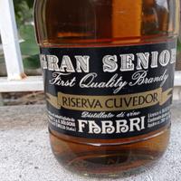 Bottiglia di brandy gran senior vintage