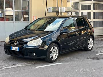Volkswagen Golf 5 1.9 TDI 105 CV