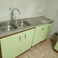 cucina completa di elettrodomestici 