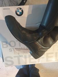 Stivale BMW e stivale Alpinestar