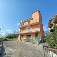 CASA INDIPENDENTE A CALCATA