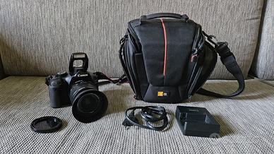 Canon EOS 550D + EF-S 18-55 mm + accessori