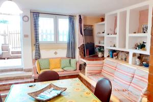 Casa prezzo scontatissimo con ampio terrazzo