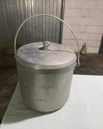 Paiono di alluminio con coperchio