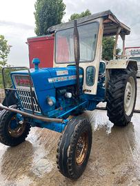 Trattore Ford 4000