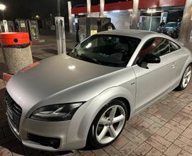 Audi TT 2.0 tsi 200cv S Line