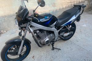Suzuki Gs