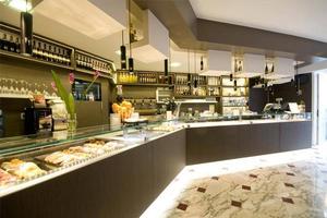 Attività / Licenza di 90 m² con 2 locali a Capanno