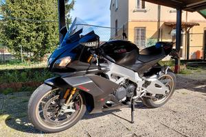 Aprilia rsv4 1100 Factory