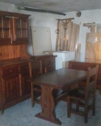 credenza legno massello con tavolo cassapanca 