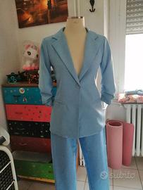 Elegante completo giacca con pantalone