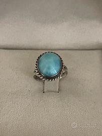 Anello in argento con larimar