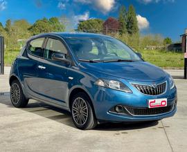 Lancia Ypsilon 1.0 FireFly 5 porte S&S Hybrid Gold