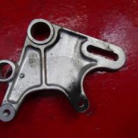 SUPPORTO PINZA POST DUCATI MONSTER 695